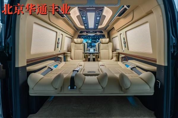 改装版丰田海狮 4S 店价格无隐藏费尊龙