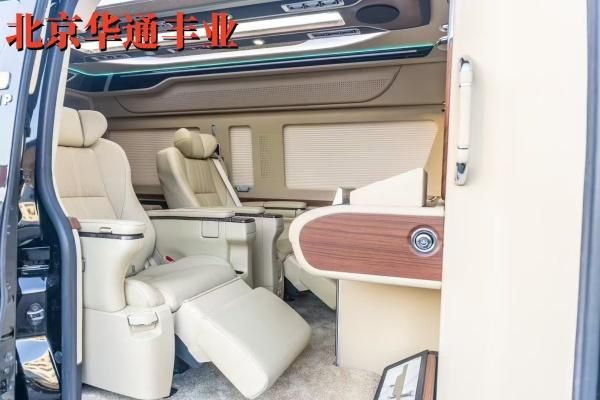 改装版丰田海狮 4S 店价格无隐藏费尊龙凯时·中国网站丰田海狮 7 座(图2) 改装版丰田海狮 4S 店价格无隐藏费尊龙凯时·中国网站丰田海狮 7 座(图2)